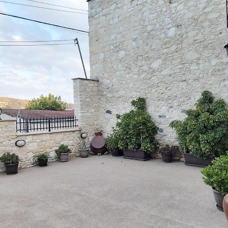 Omodos Maria'S Apartments Exterior photo